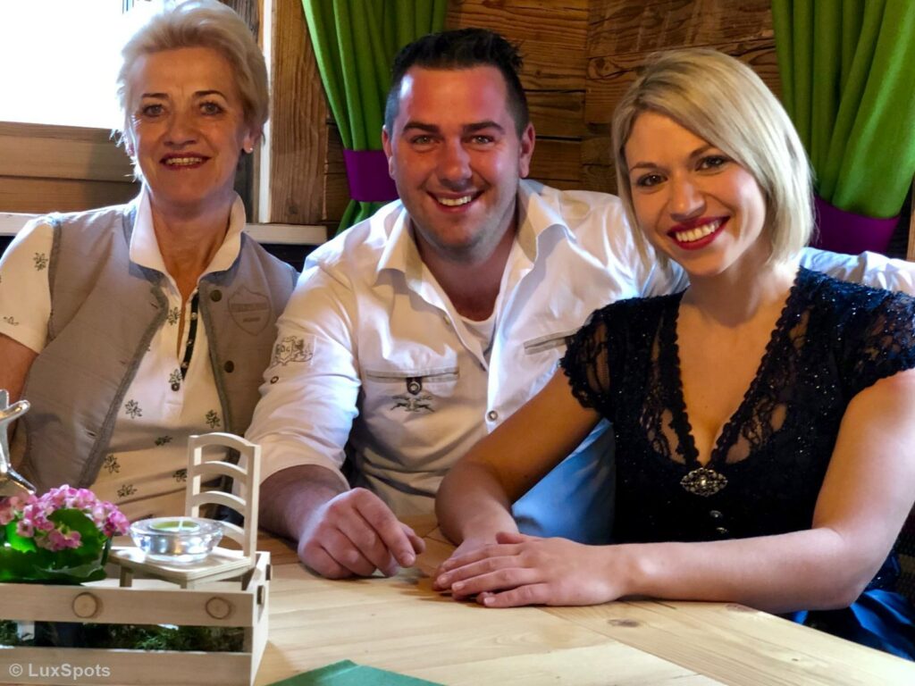Inhaber Carina Neumann, Manuel Aster und Marianne Aster im Prechtlstadl