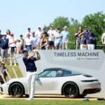 Der Franzose Julien Guerrier beim Abschlag an Tee Nummer 1 auf der Porsche European Open 2023 in Winsen (Luhe)